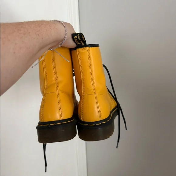 Yellow Doc Marten boots - Picture 3 of 5